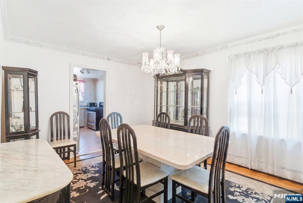 442 7 Oaks Road Orange, NJ 07050 - Photo 5 of 21