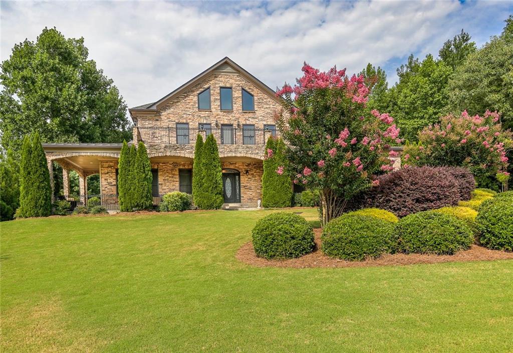 985 Chateau Forest Road Hoschton, GA 30548 - Photo 1 of 1