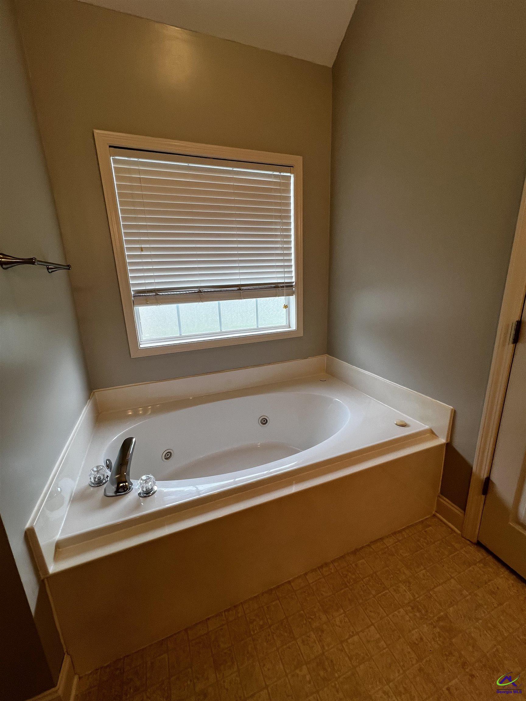 306 Hummingbird Lane Kathleen, GA 31047 - Photo 9 of 24