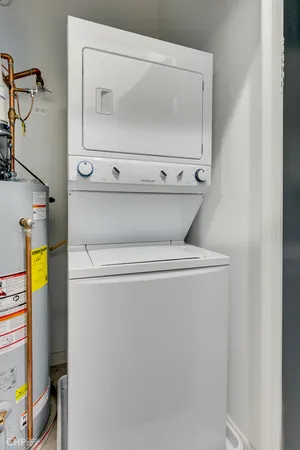 $2,200 | 2301 West Chicago Avenue, Unit 2R, Chicago, IL 60622