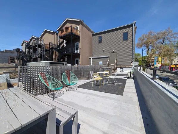 $2,200 | 2301 West Chicago Avenue, Unit 2R, Chicago, IL 60622