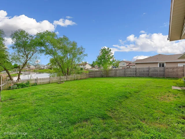 $2,400 | 6908 Great Falls Drive, Plainfield, IL 60586