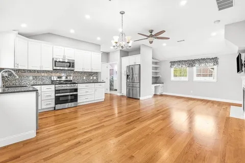 $2,200,000 | 16 Glenwood Avenue, Winchester, MA 01890