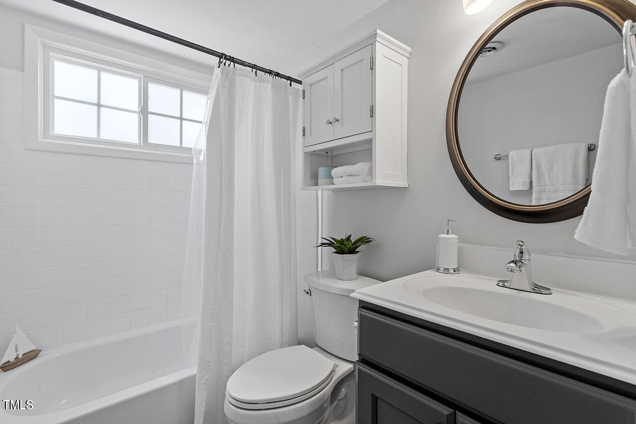 408 Latimer Road Raleigh, NC 27609 - Photo 16 of 19 408 Latimer Road_34
