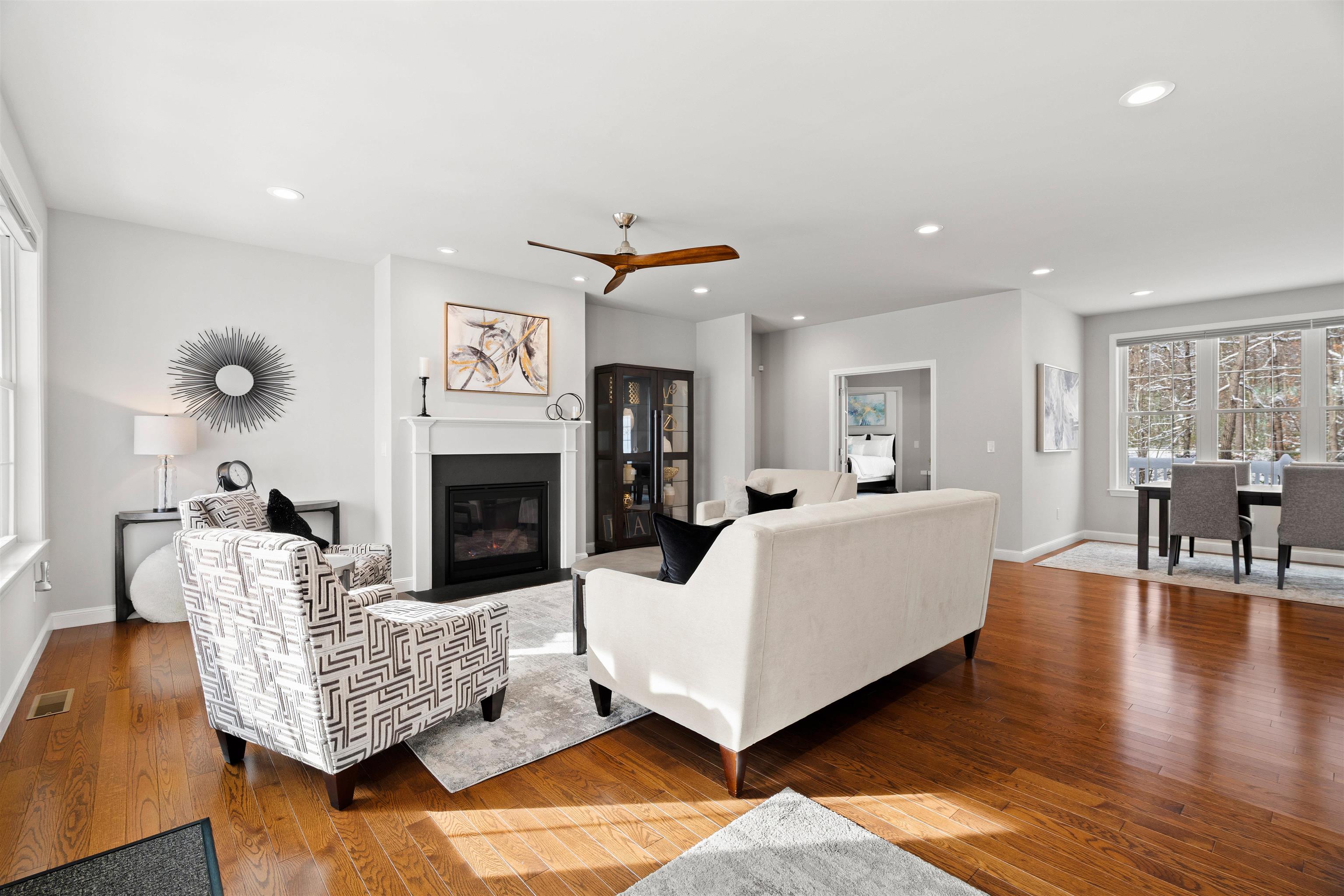 43 Maple Leaf Way Manchester, NH 03102 - Photo 11 of 60