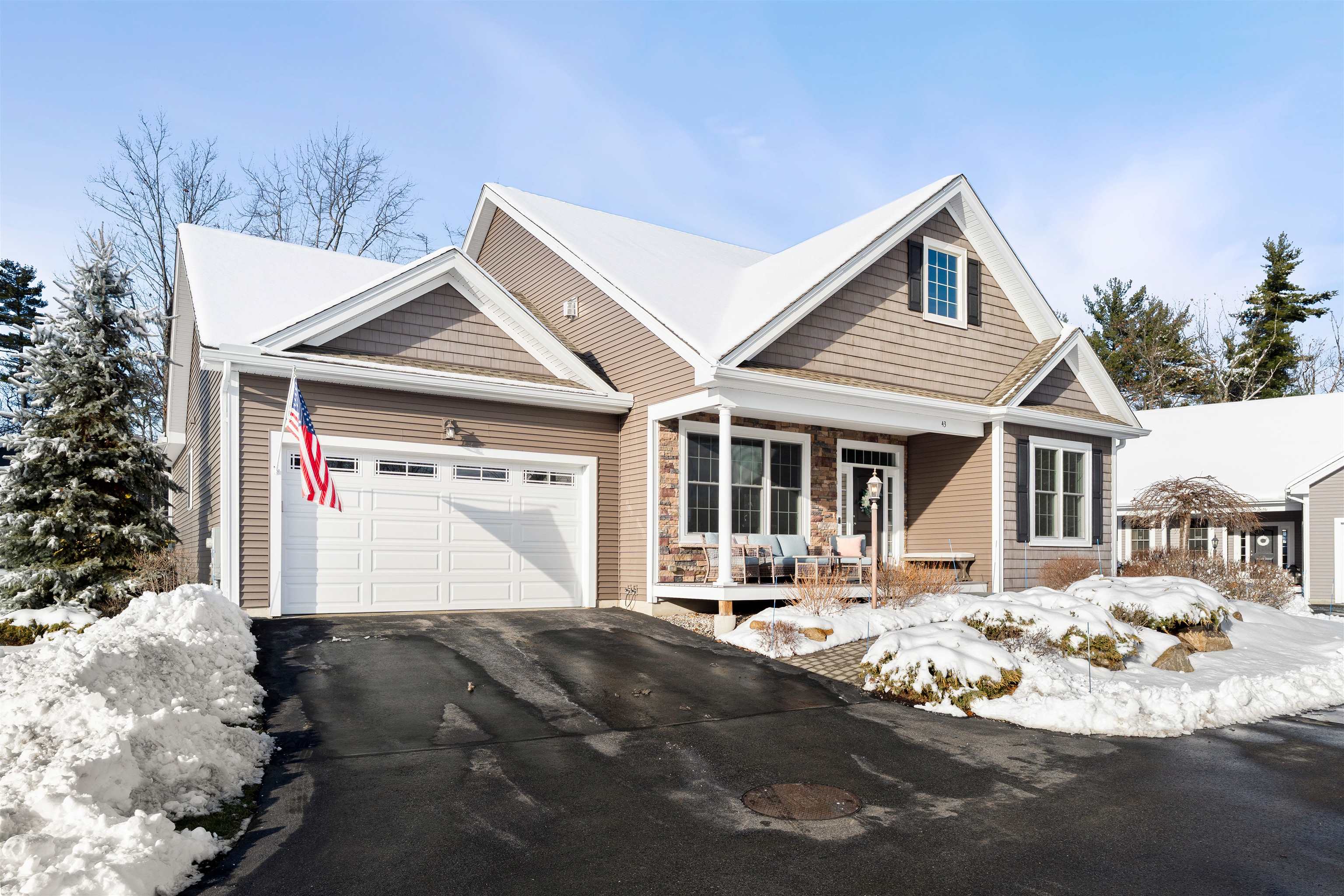 43 Maple Leaf Way Manchester, NH 03102 - Photo 2 of 60