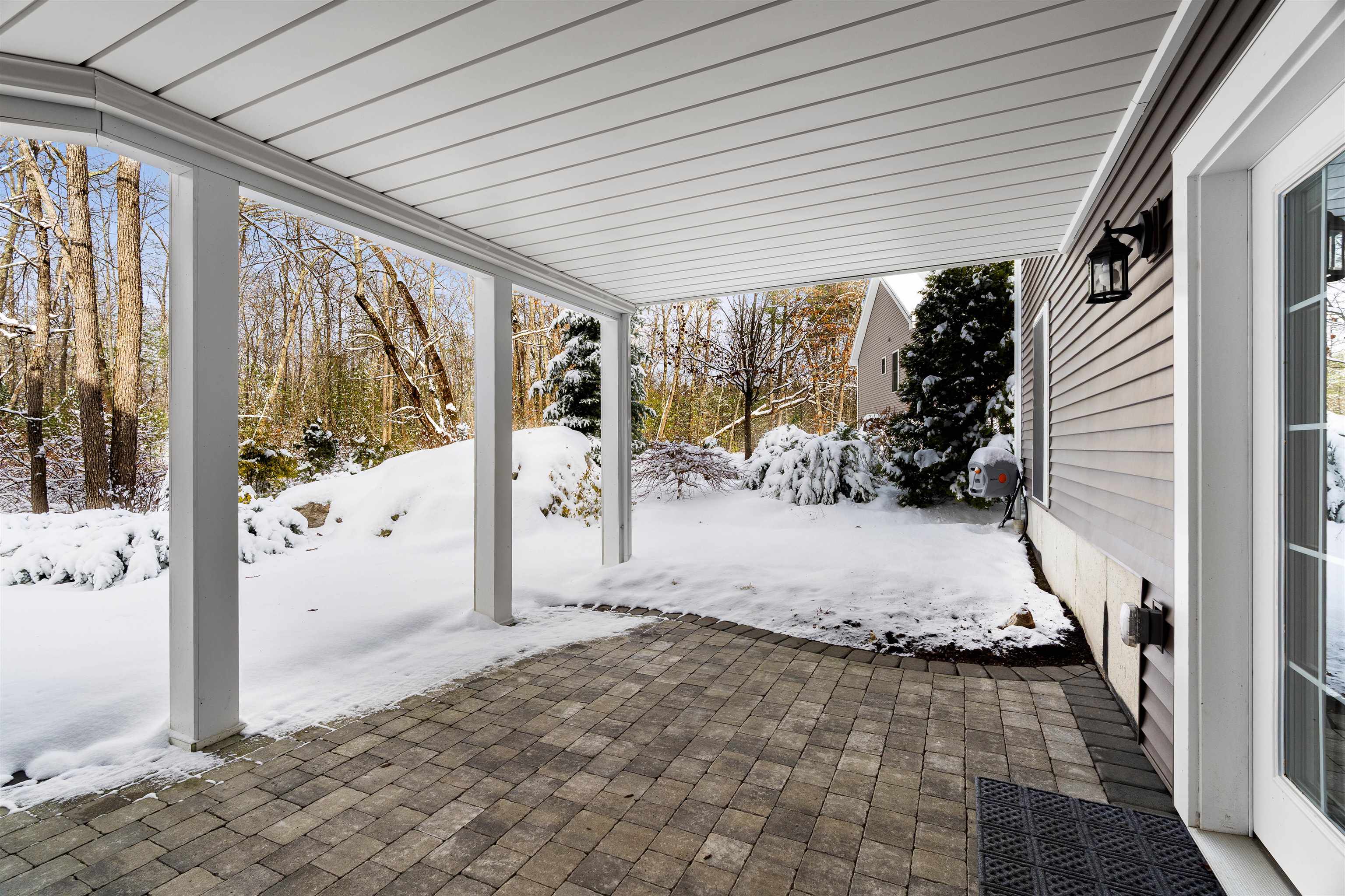 43 Maple Leaf Way Manchester, NH 03102 - Photo 52 of 60