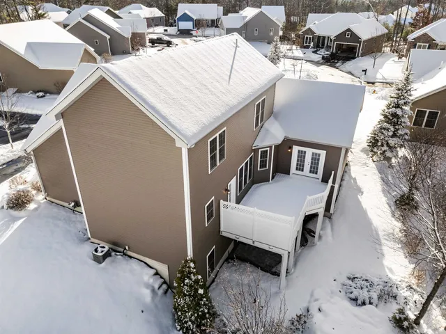 $850,000 | 43 Maple Leaf Way, Manchester, NH 03102