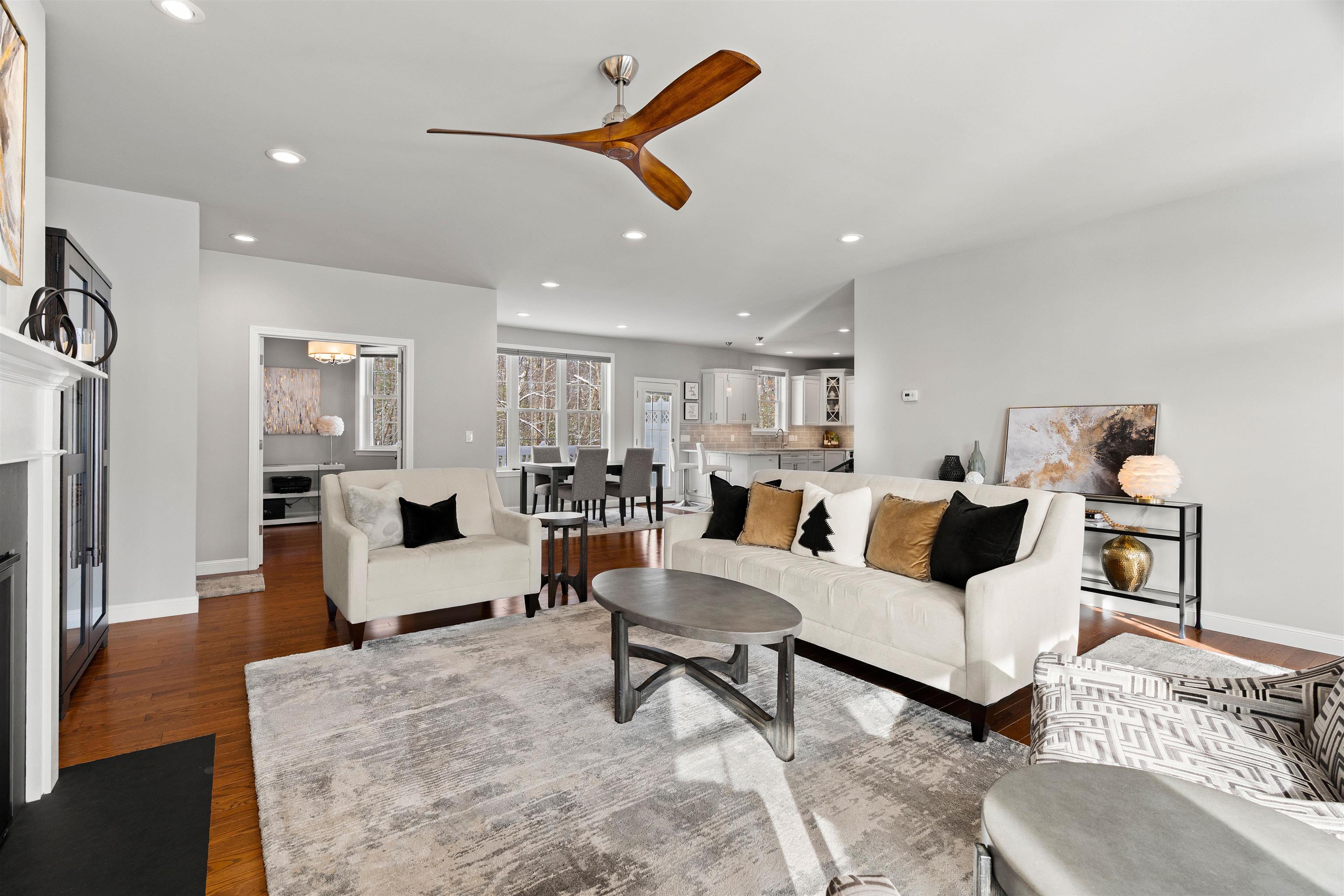 43 Maple Leaf Way Manchester, NH 03102 - Photo 10 of 60