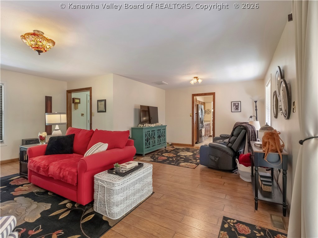145 Grandview Estates Road Clendenin, WV 25045 - Photo 5 of 27 Gallery Image 5