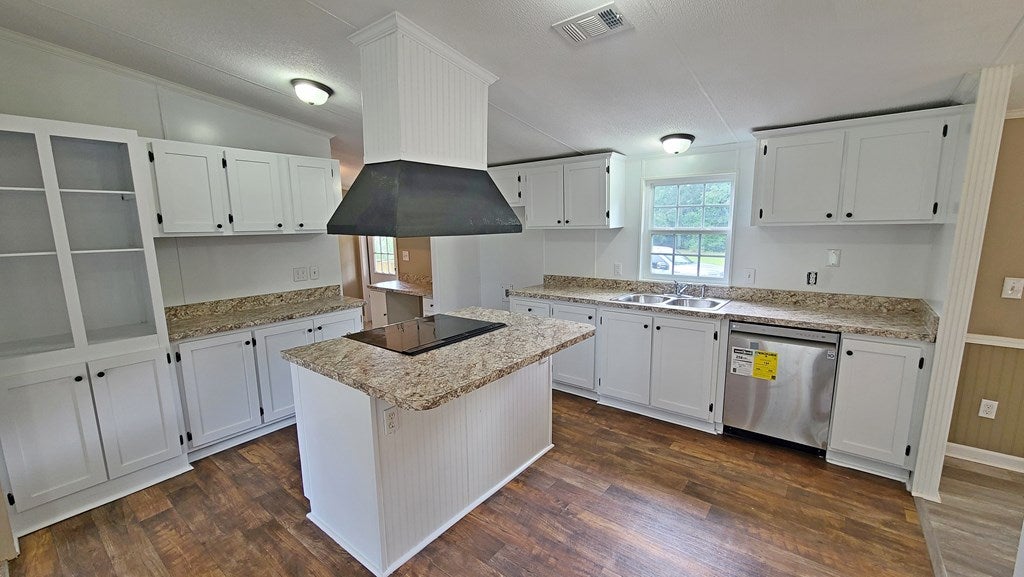 4299 Johnson Road South Valdosta, GA 31601 - Photo 5 of 24 Gallery Image 5