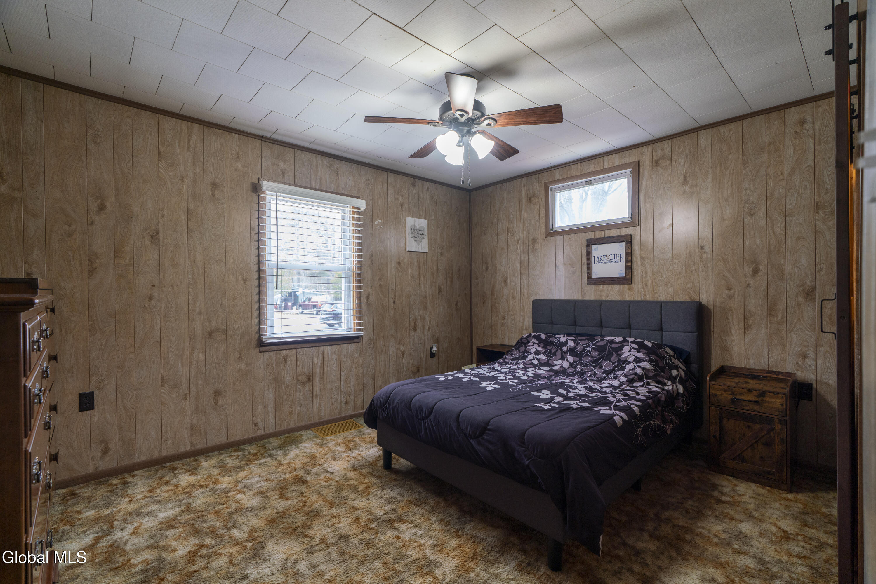 18 Pinewood Road Queensbury, NY 12804 - Photo 14 of 22 18 Pinewood-14