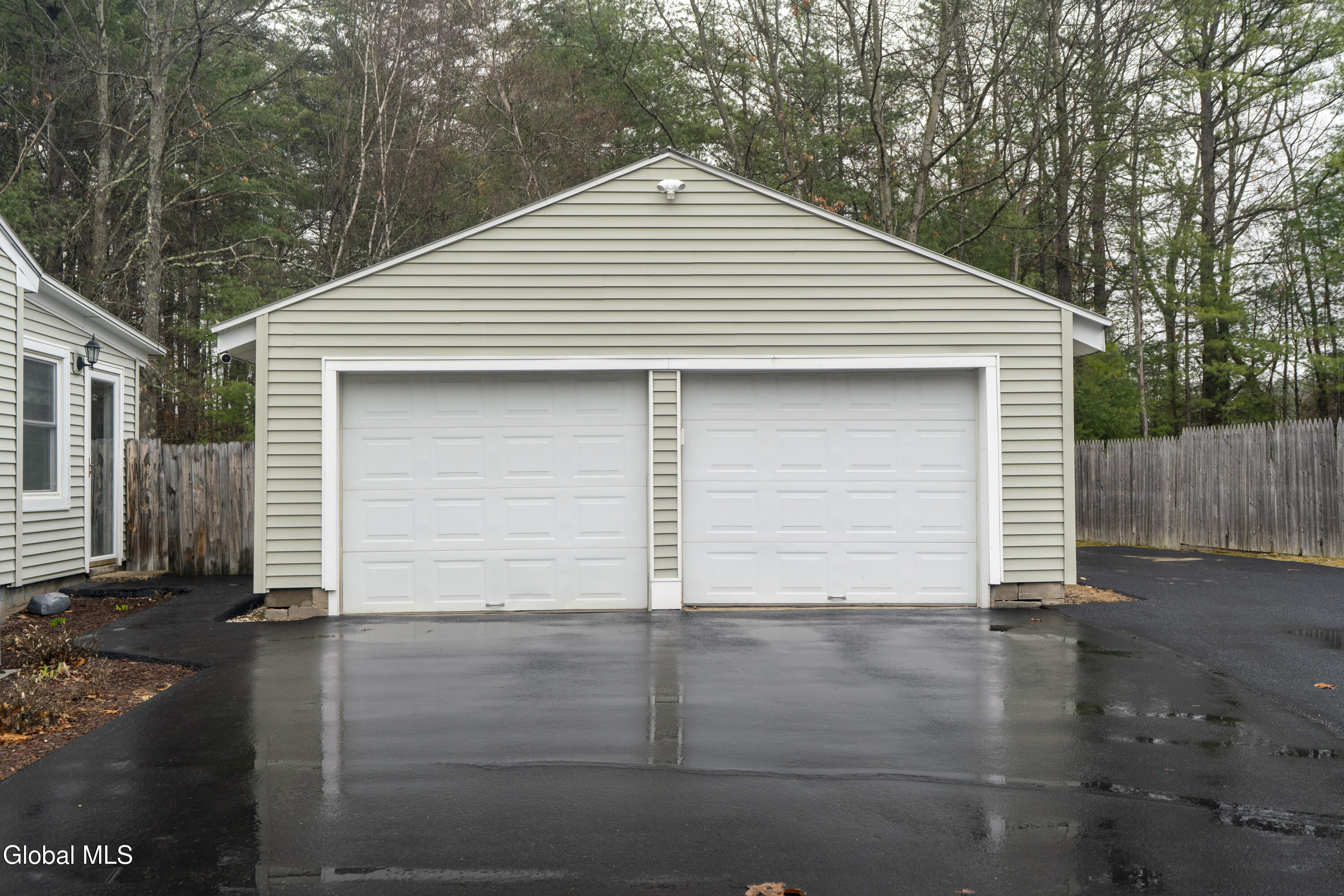 18 Pinewood Road Queensbury, NY 12804 - Photo 19 of 22 18 Pinewood-19