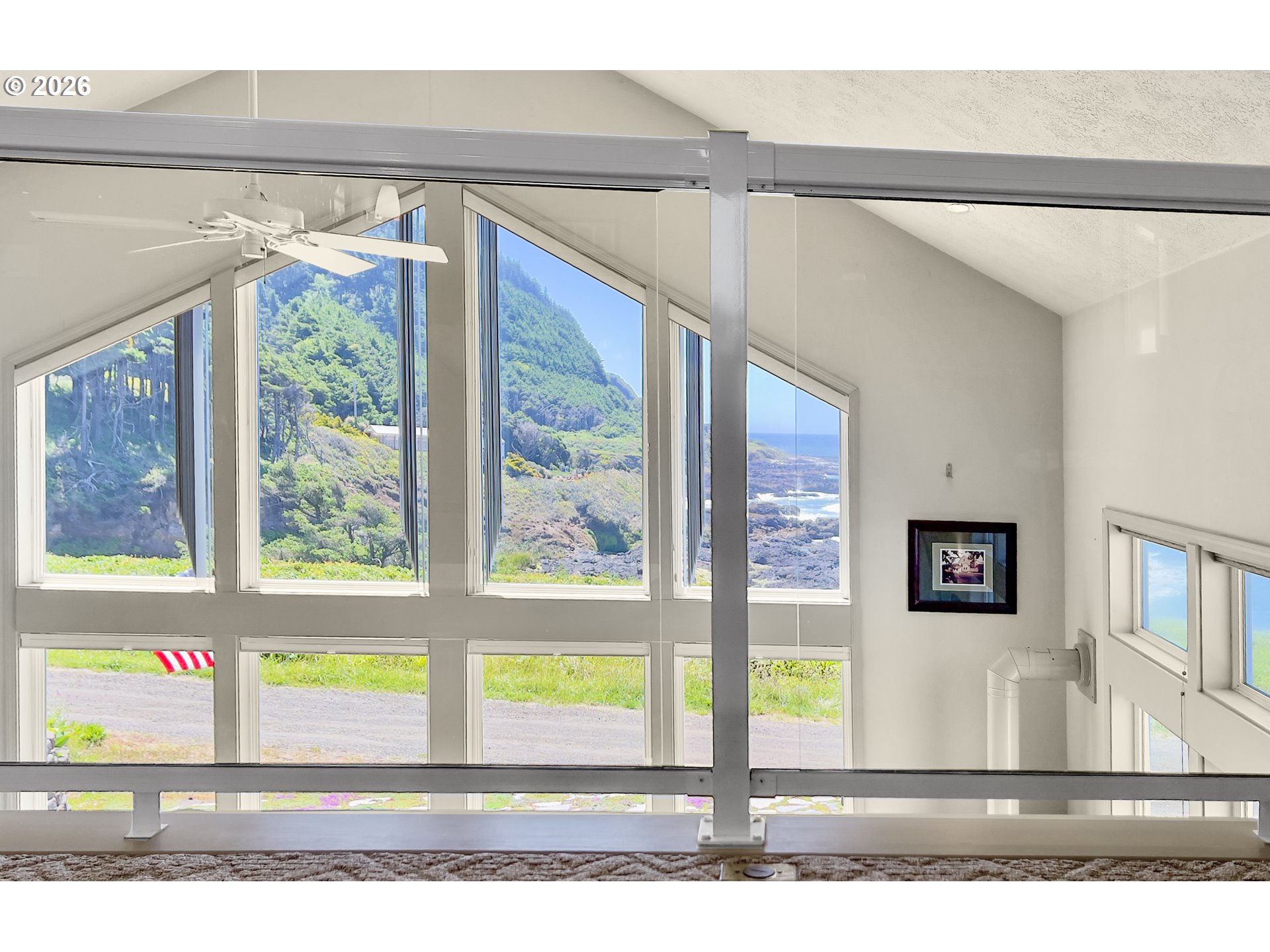 43 Windy Way Yachats, OR 97498 - Photo 32 of 40