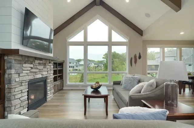 $1,022,605 | 907 Fox Road, Lino Lakes, MN 55014