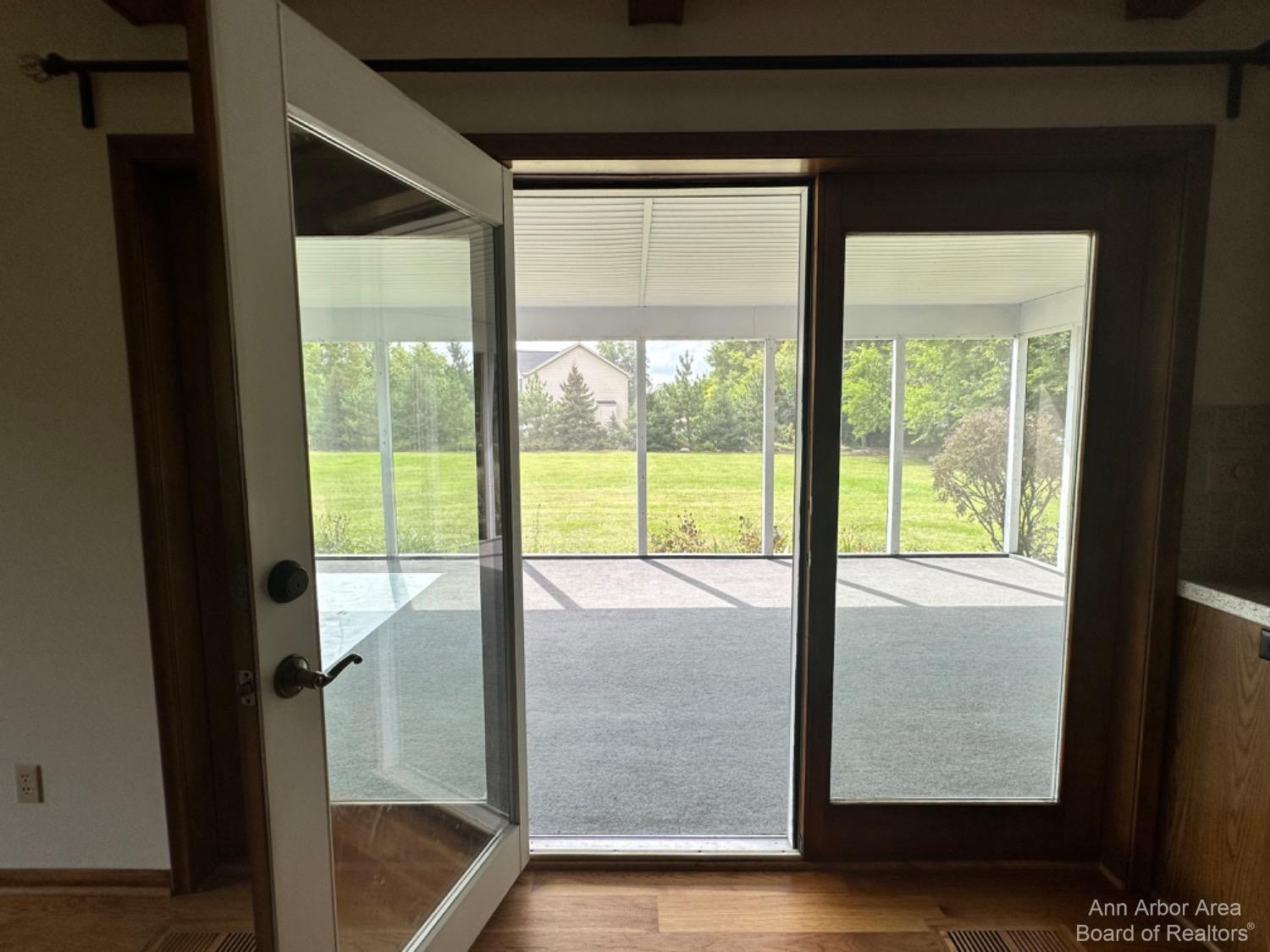 4255 Allen Road Tecumseh, MI 49286 - Photo 9 of 25 Photo 9
