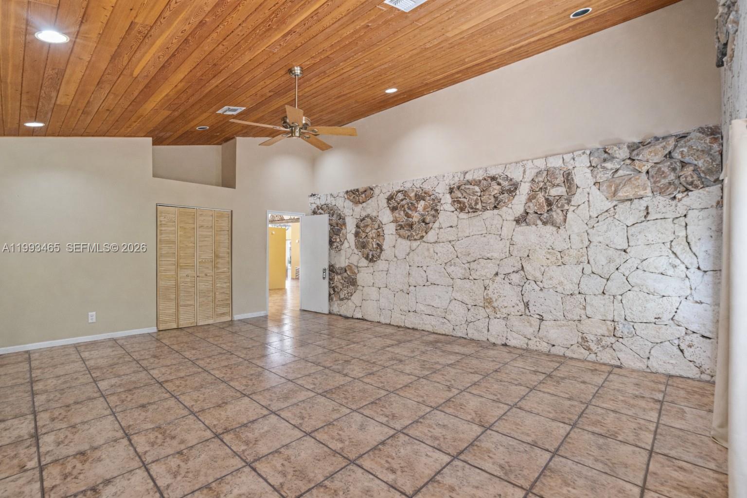 7997 Southwest 76th Avenue Miami, FL 33143 - Photo 23 of 42