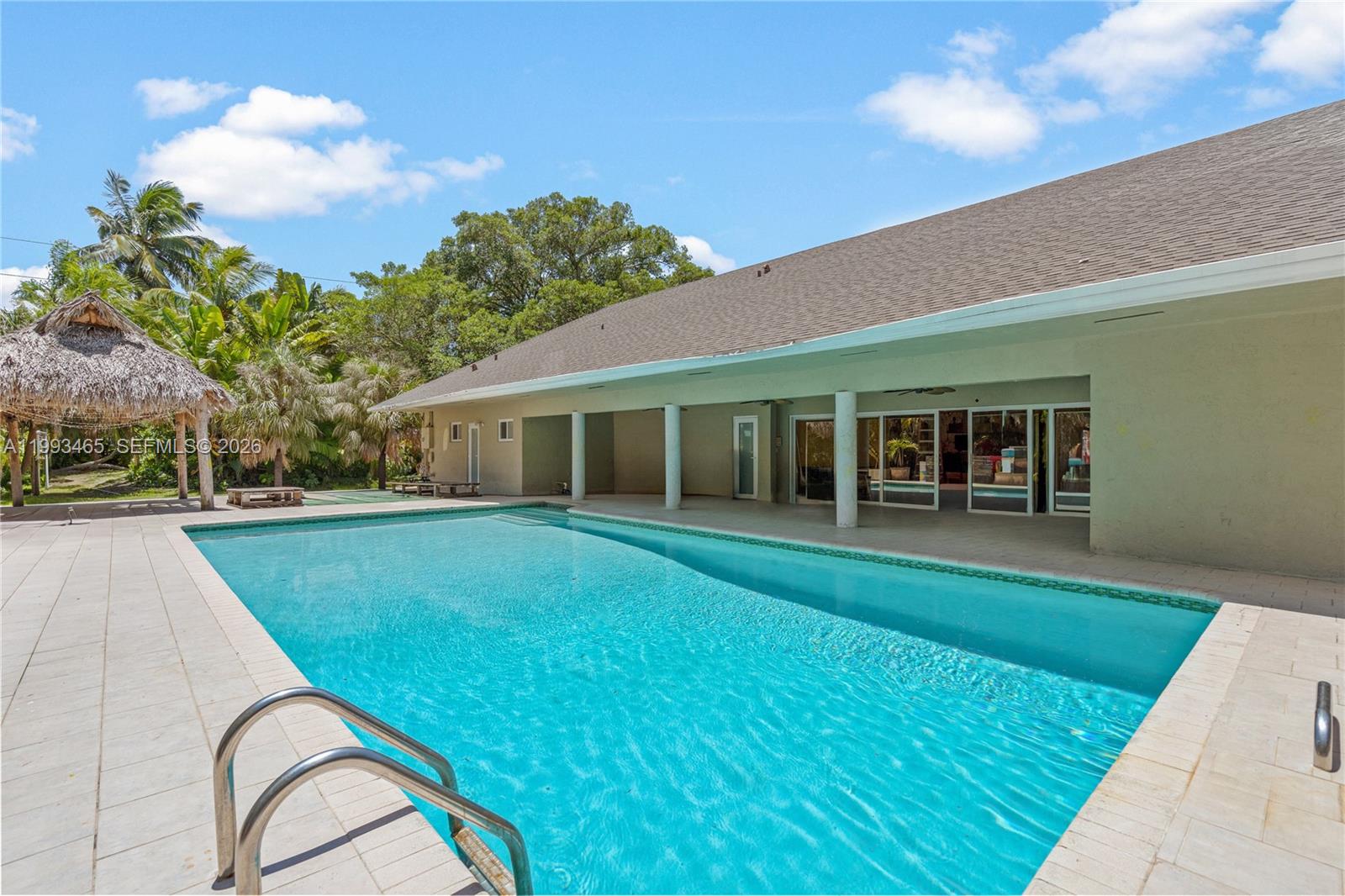 7997 Southwest 76th Avenue Miami, FL 33143 - Photo 6 of 42