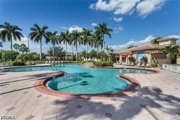 $2,000 | 14501 Daffodil Drive, Unit 1207, Fort Myers, FL 33919