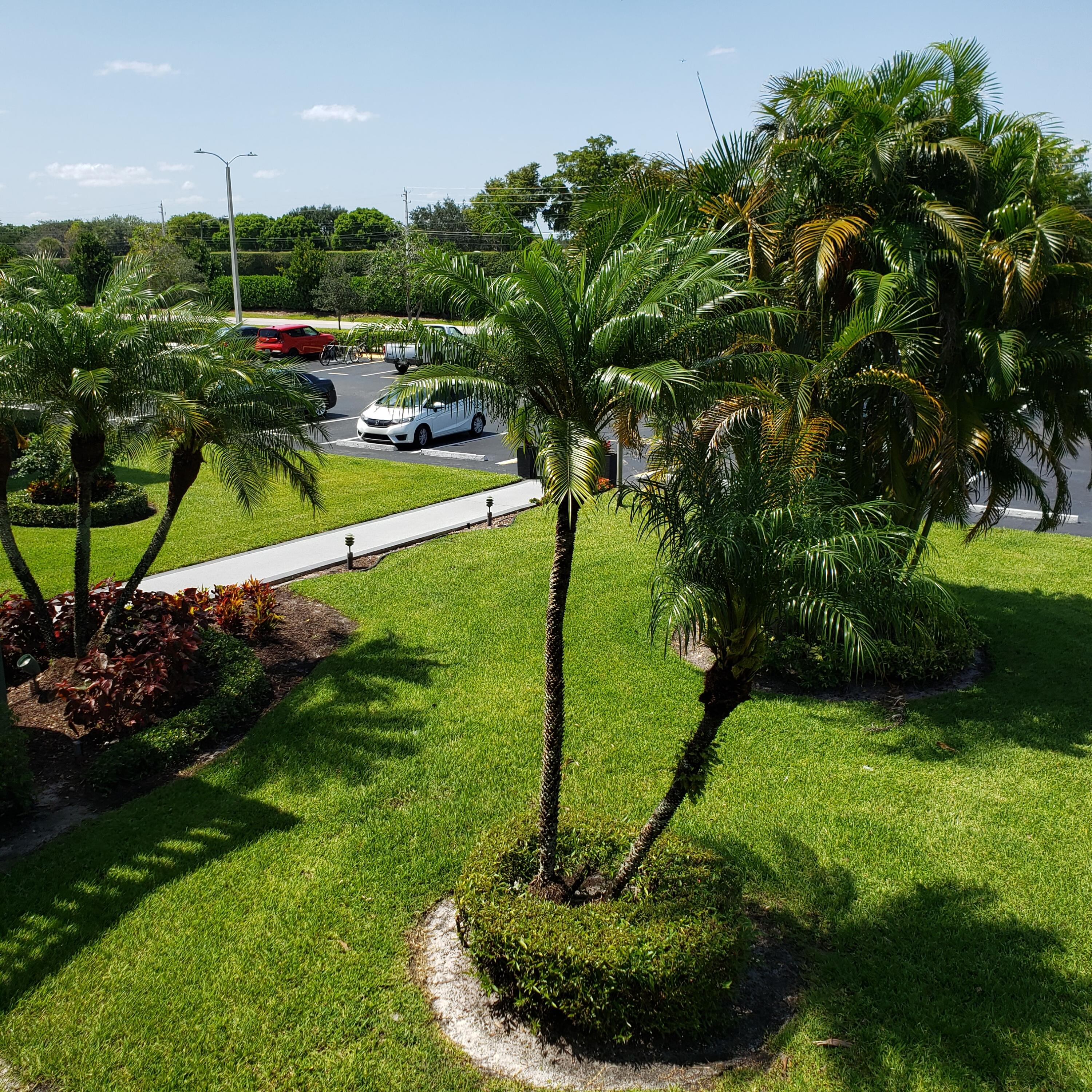 183 Suffolk F Boca Raton, FL 33434 - Photo 1 of 32 view from front door