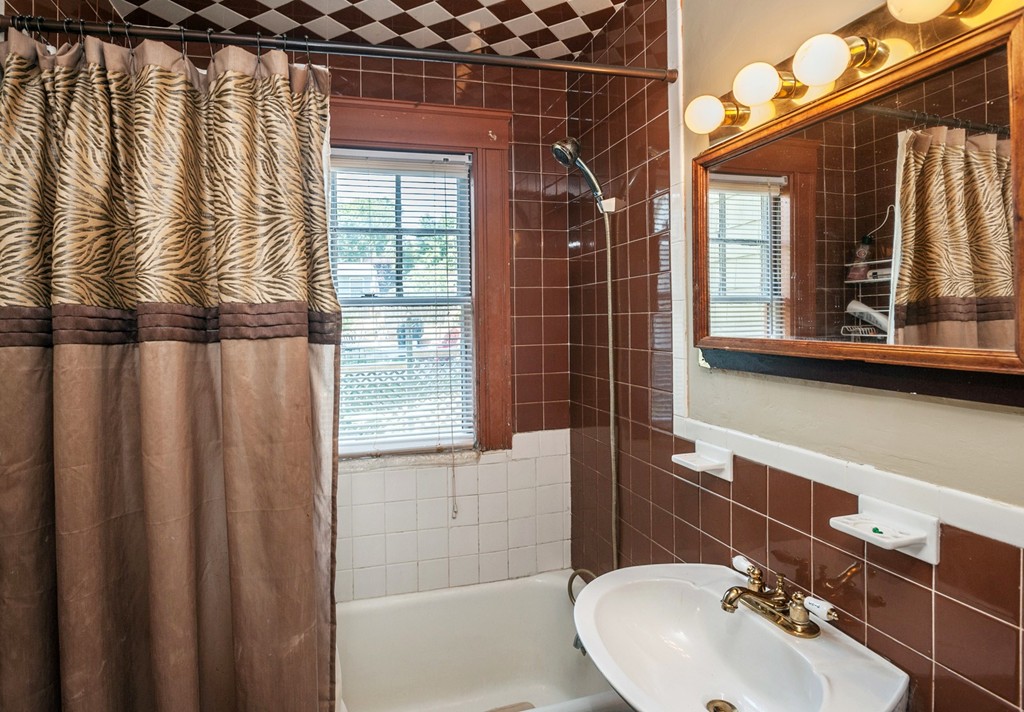 72 Riverside Drive Dedham, MA 02026 - Photo 13 of 20 Gallery Image 13