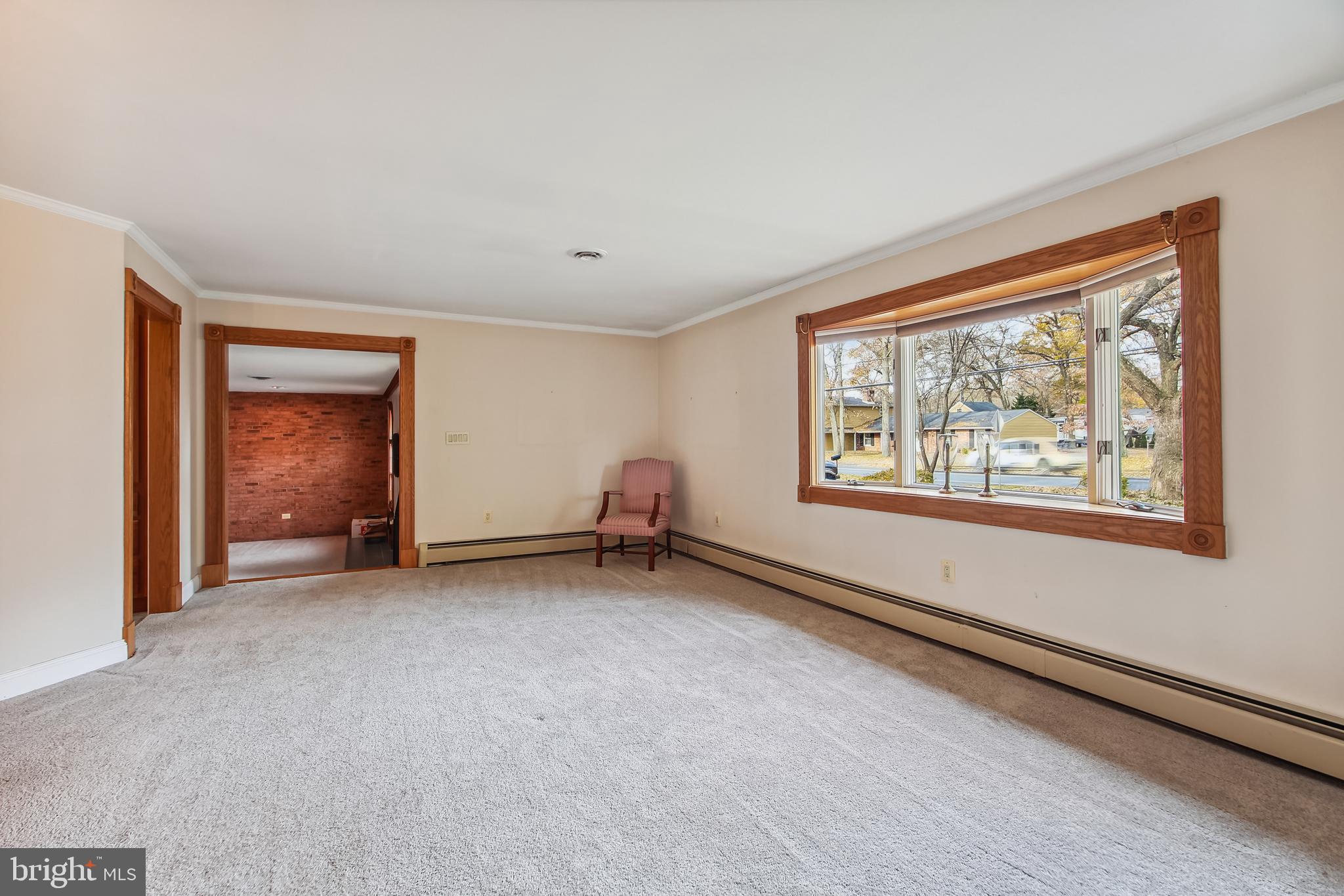 1519 Long Point Road Pasadena, MD 21122 - Photo 18 of 42 View of living room