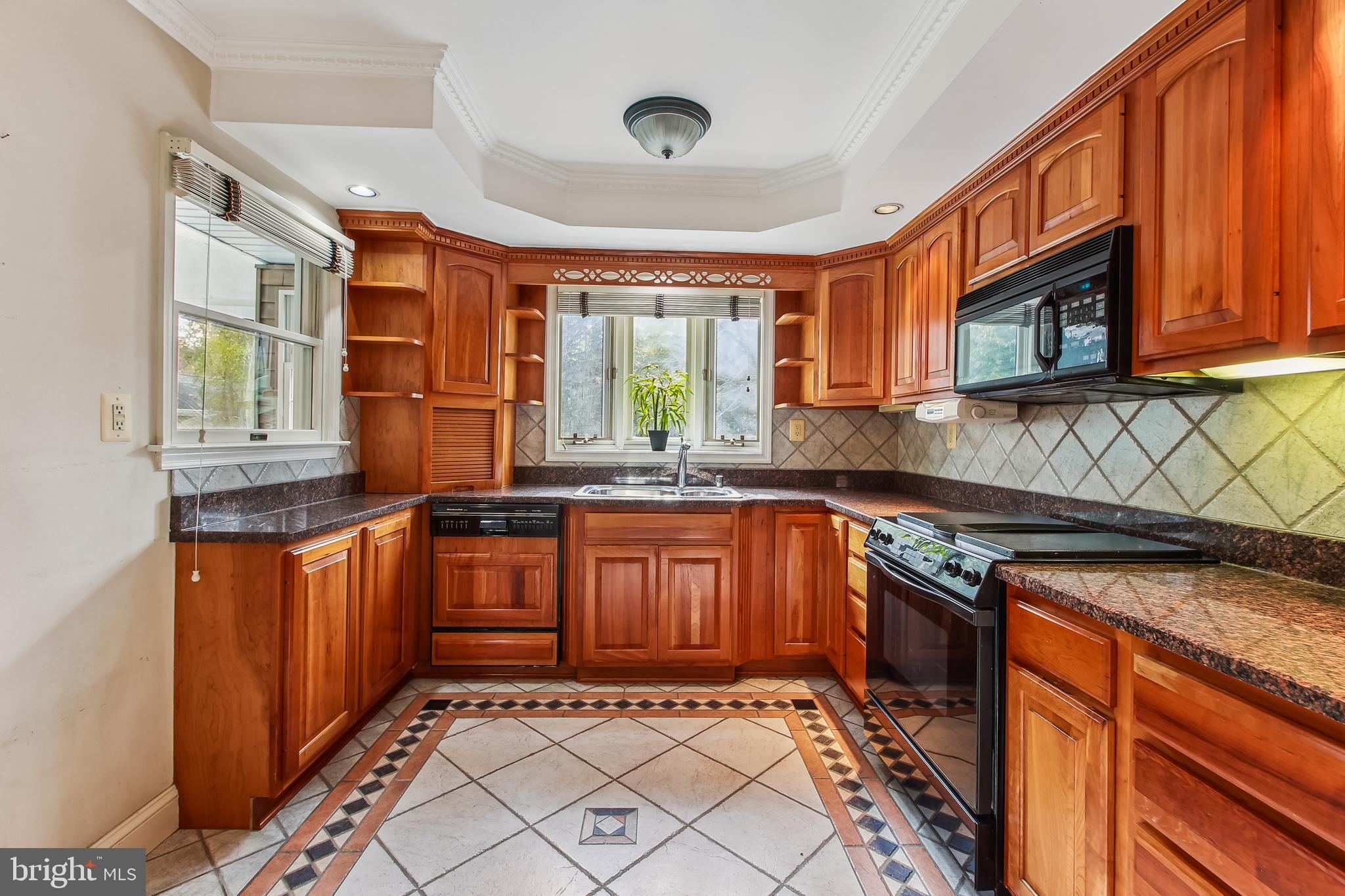 1519 Long Point Road Pasadena, MD 21122 - Photo 20 of 42 Kitchen