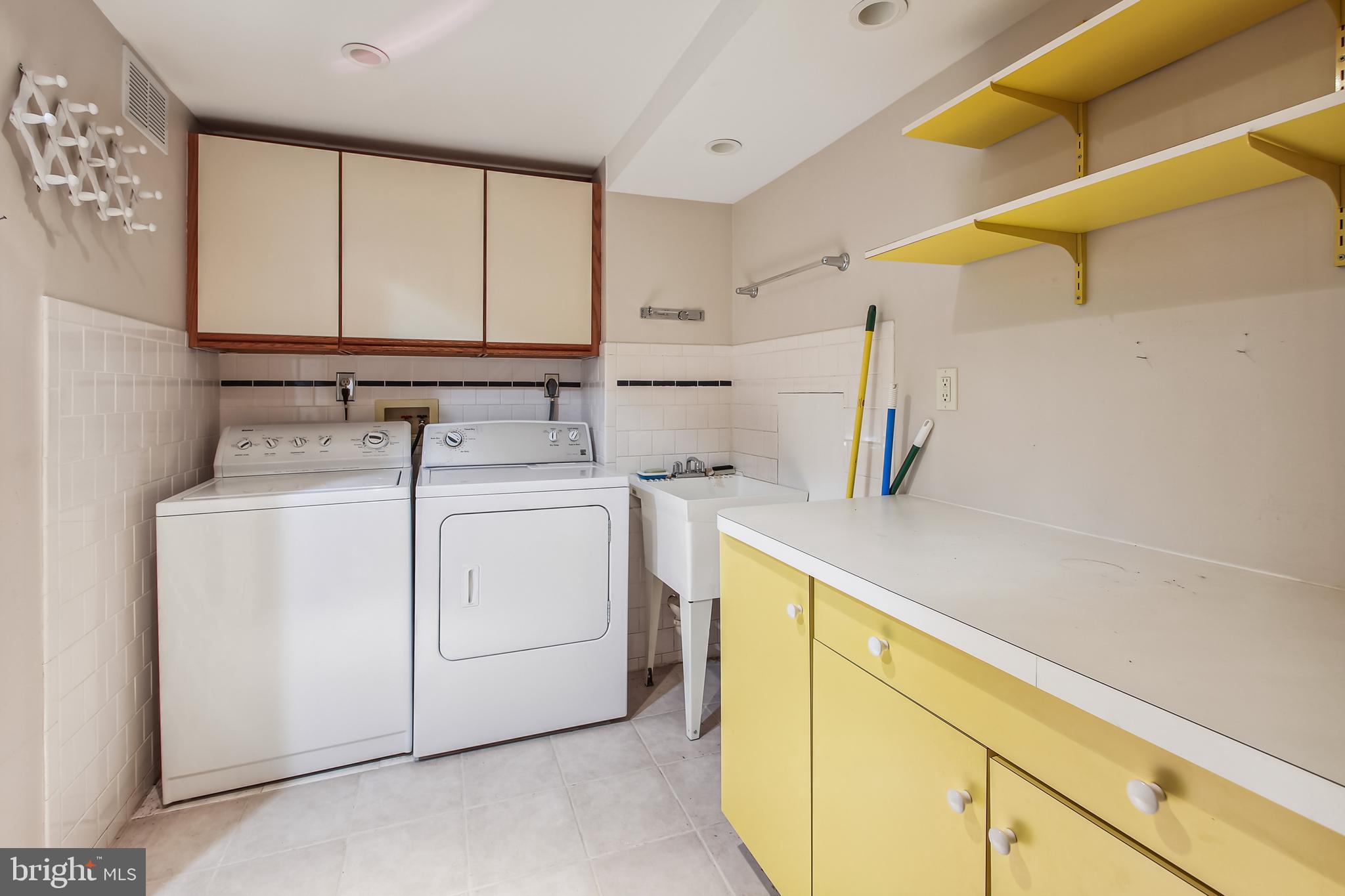 1519 Long Point Road Pasadena, MD 21122 - Photo 37 of 42 Laundry in basement