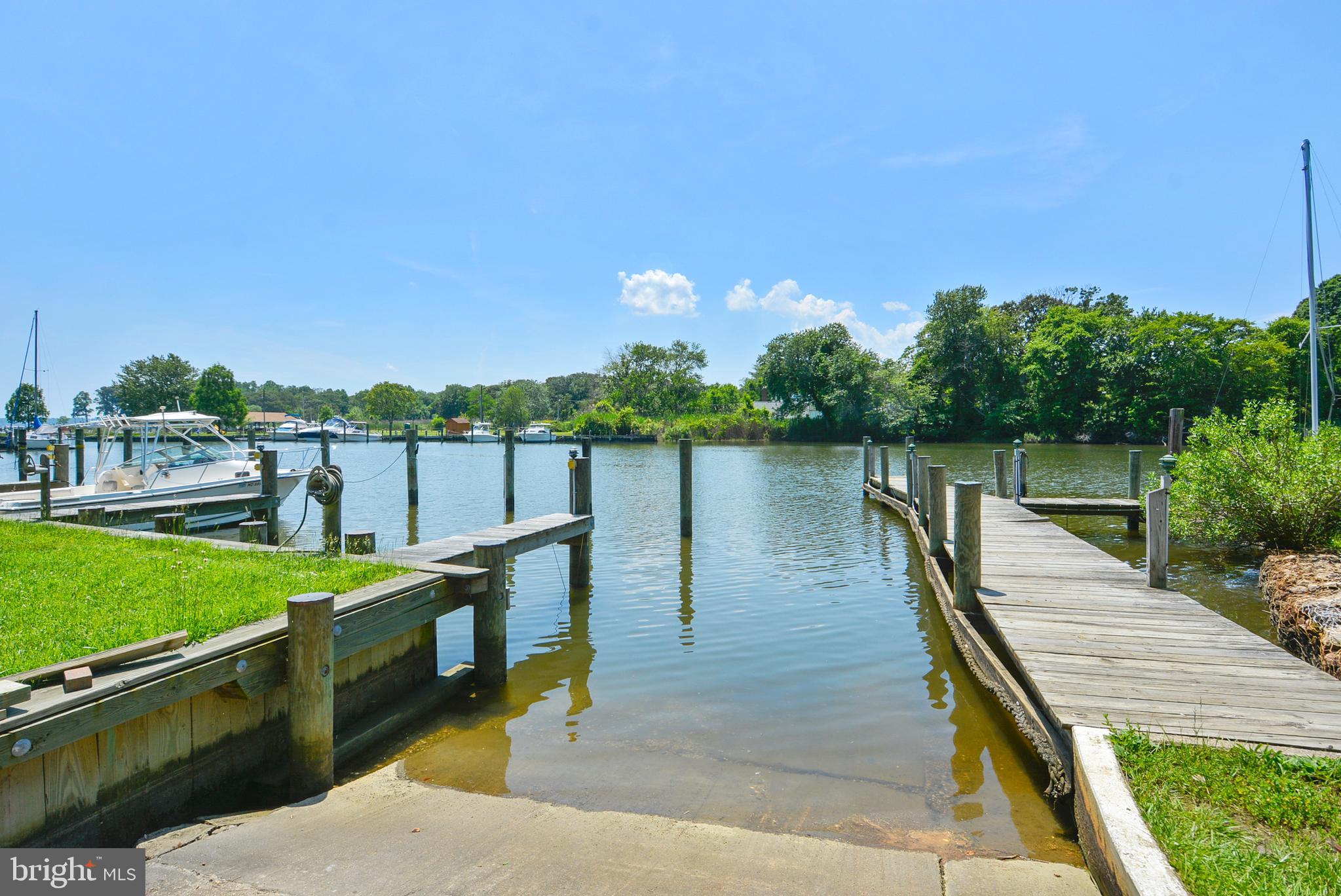1519 Long Point Road Pasadena, MD 21122 - Photo 10 of 42 Community boat ramp