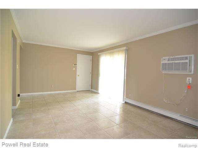 1713 East 14 Mile Road Birmingham, MI 48009 - Photo 3 of 20
