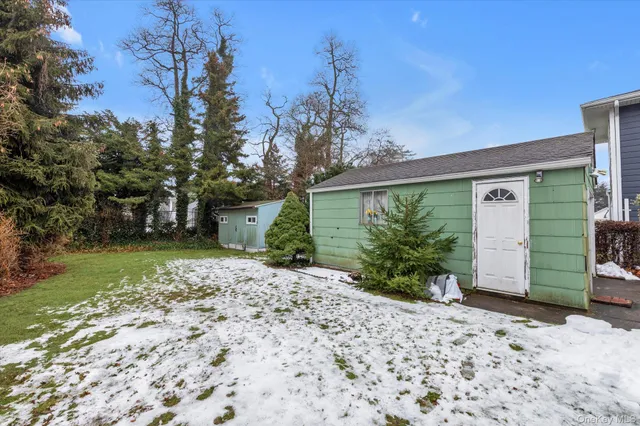 $3,200 | 1835 Cornelius Avenue, Wantagh, NY 11793