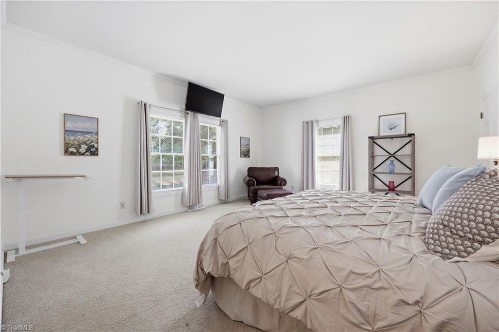 1300 Robinhood Road High Point, NC 27262 - Photo 25 of 50