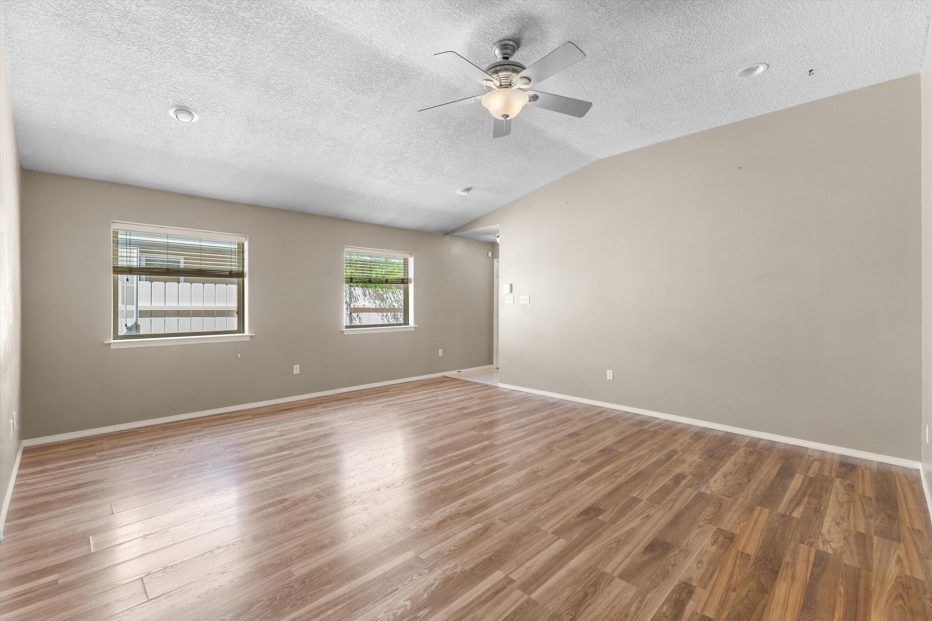 5752 Pinon Flats Road Northwest Albuquerque, NM 87114 - Photo 5 of 25 Gallery Image 5