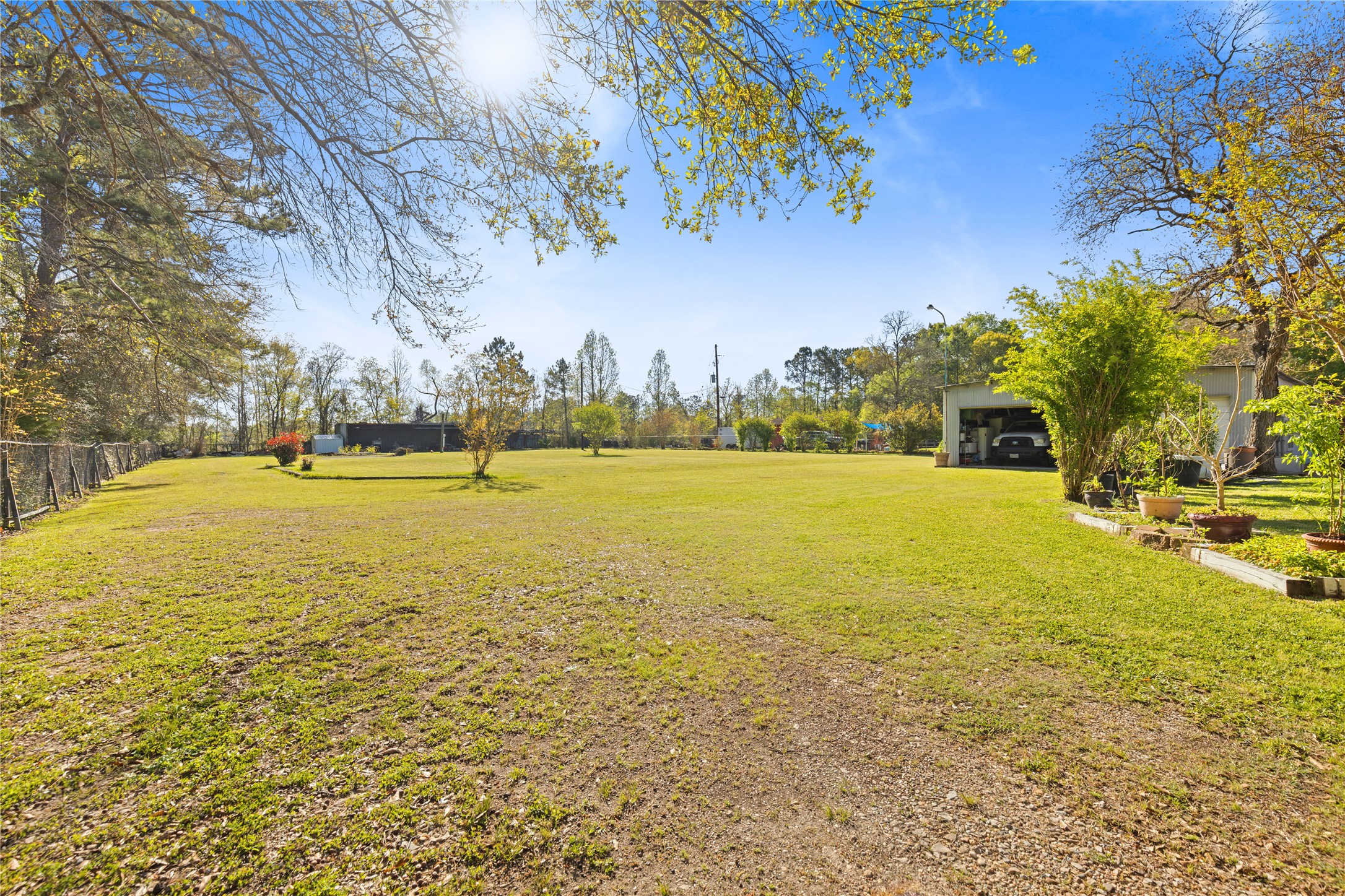 11547 Crockett Martin Road Conroe, TX 77306 - Photo 37 of 46