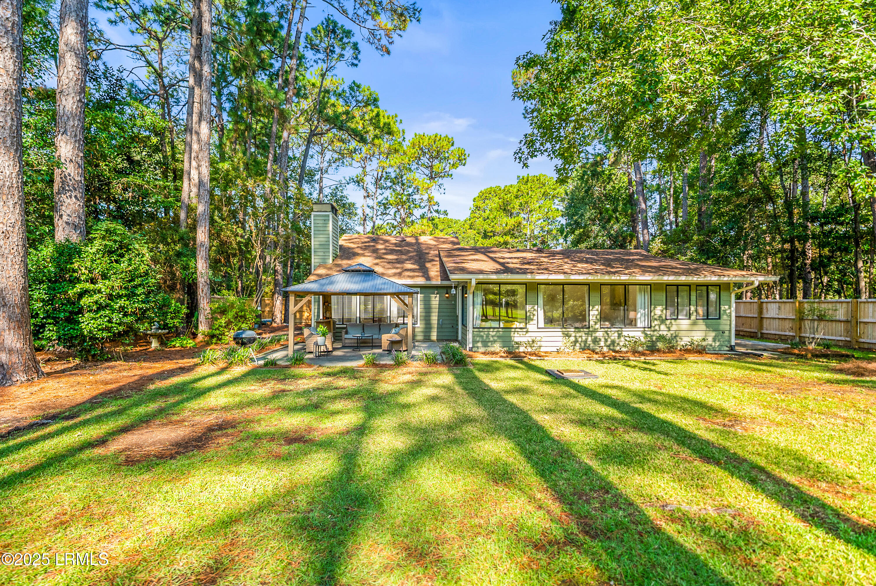 14 Wade Hampton Drive Beaufort, SC 29907 - Photo 37 of 42 Backyard