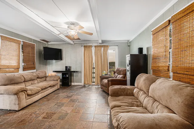 $230,000 | 860 East Michigan Avenue, Marshall, MI 49068