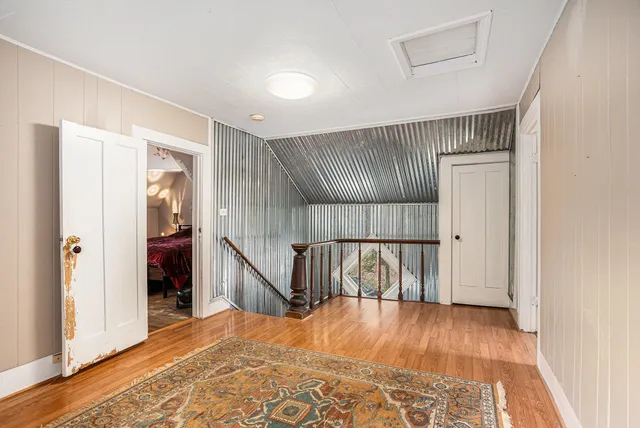 $230,000 | 860 East Michigan Avenue, Marshall, MI 49068