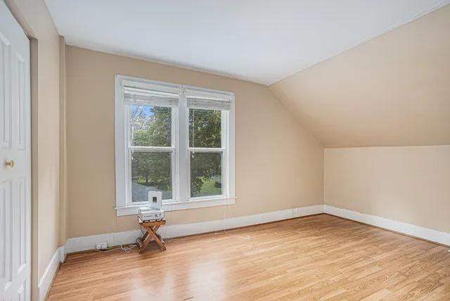 $230,000 | 860 East Michigan Avenue, Marshall, MI 49068