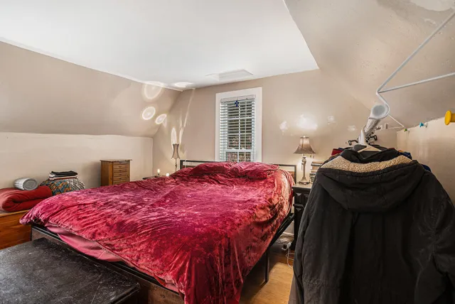 $230,000 | 860 East Michigan Avenue, Marshall, MI 49068