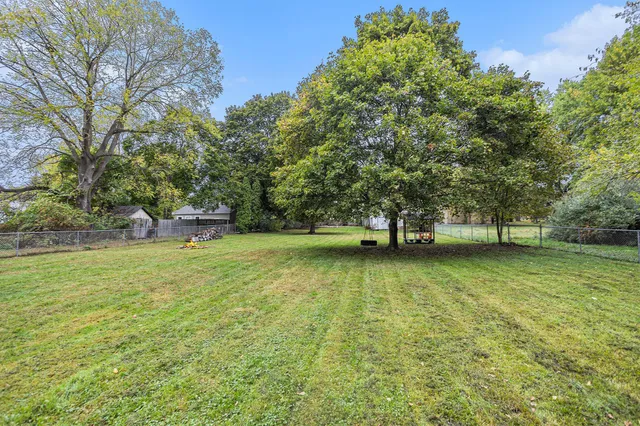 $230,000 | 860 East Michigan Avenue, Marshall, MI 49068