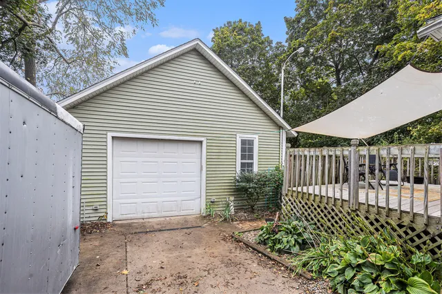 $230,000 | 860 East Michigan Avenue, Marshall, MI 49068