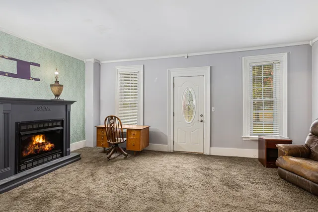 $230,000 | 860 East Michigan Avenue, Marshall, MI 49068