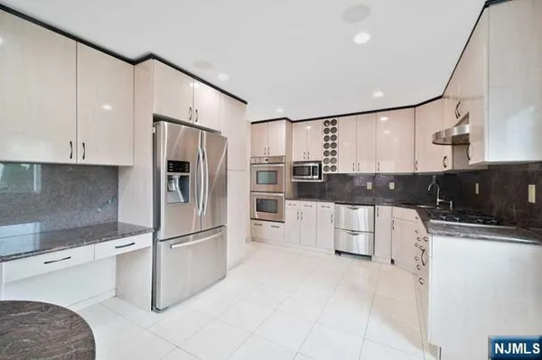 $4,200 | 2 Millo Place, Unit 2, Little Ferry, NJ 07643