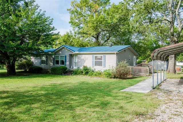 $132,000 | 212 North Marks Avenue, Edna, KS 67342