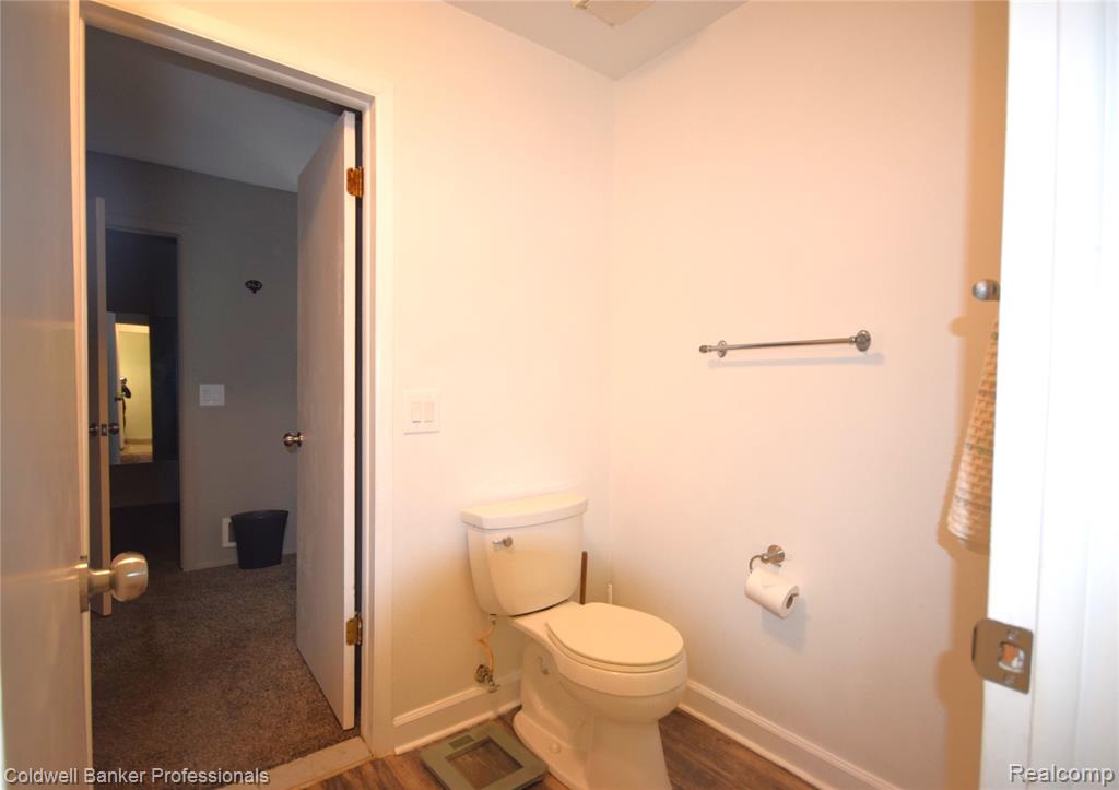 1141 Pine Ridge Court Rochester Hills, MI 48306 - Photo 17 of 31