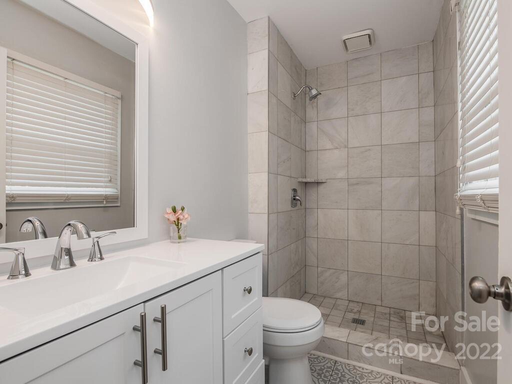 8320 Castlekeep Road Charlotte, NC 28226 - Photo 14 of 29 Gallery Image 14