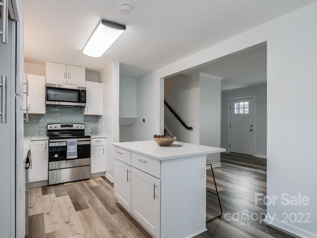8320 Castlekeep Road Charlotte, NC 28226 - Photo 9 of 29 Gallery Image 9
