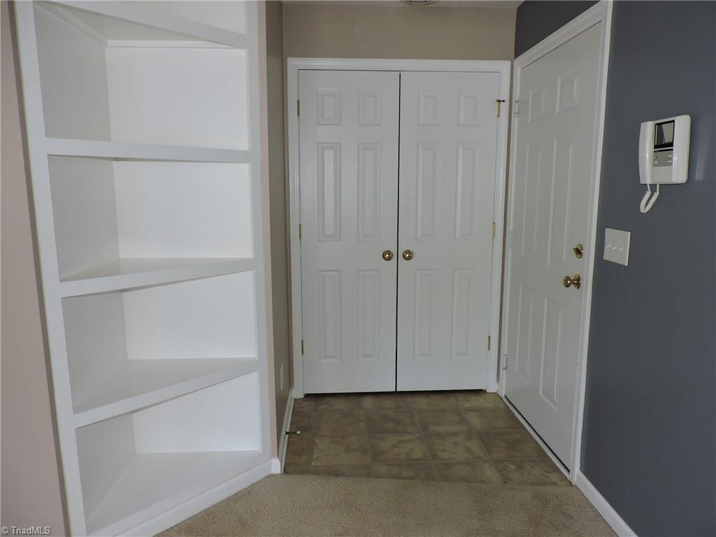 125 James Road High Point, NC 27265 - Photo 4 of 14 Gallery Image 4