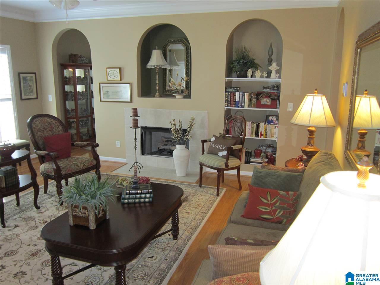 204 High Ridge Drive Pelham, AL 35124 - Photo 2 of 17