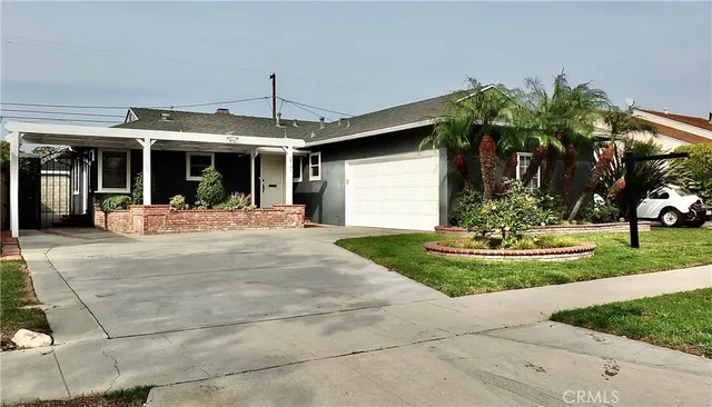 $999,000 | 2731 Stanbridge Avenue, Long Beach, CA 90815